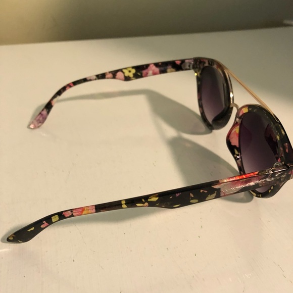 Sunglasses - Picture 2 of 2